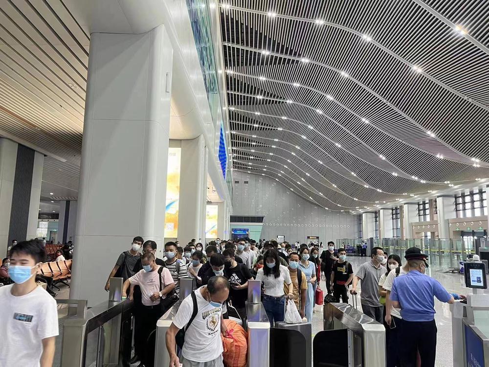 广州东深圳北站包车接送